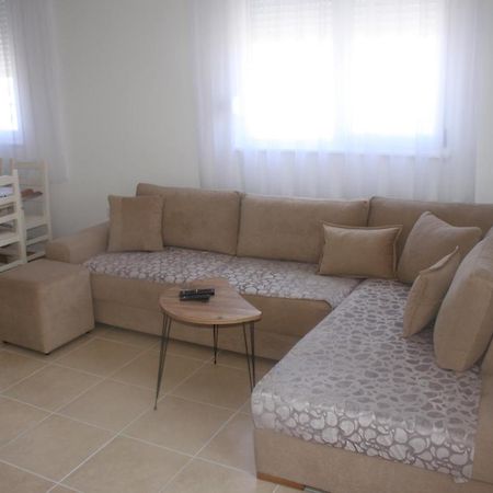 Everest Apartments Shëngjin Εξωτερικό φωτογραφία